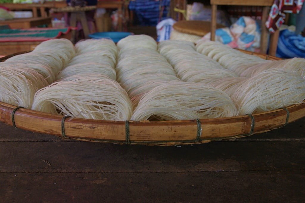 Nouilles de riz laotiennes pour soupe asiatique