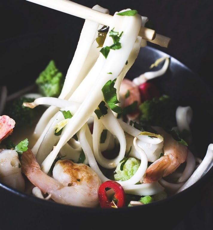 nouilles aux crevettes asiatique