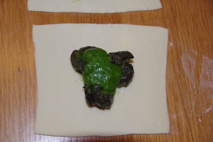 Manti aux escargots en fabrication