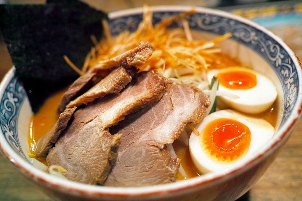 Ramen, soupe de nouilles japonaise.