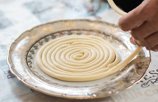 Fabrication de la pâte a lagman